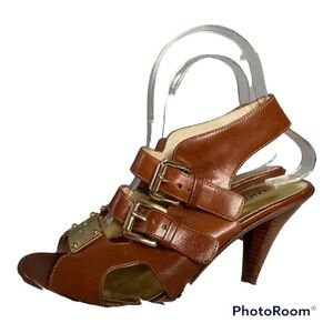 Michael Kors upper leather gold buckle plated sandal heel size 6M